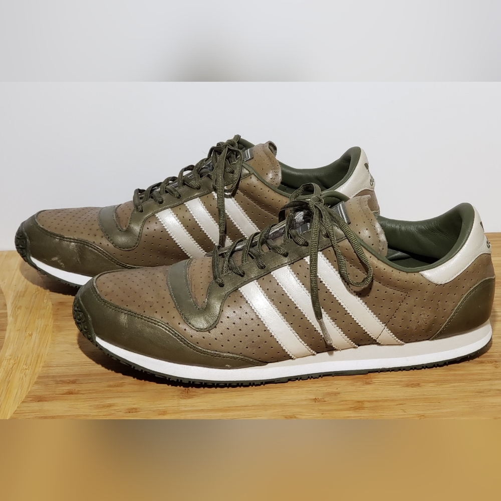 Adidas Classic Sneaker 2006  FTY No.Show 675001 Men Size 12  Art No. 011441
